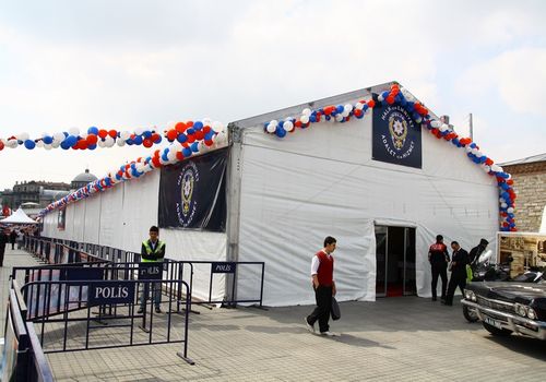2011 / TAKSİM'DE POLİS HAFTASI ÇADIRLARI / 
